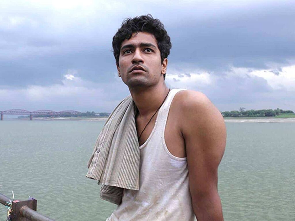 Vicky kaushal, massaan